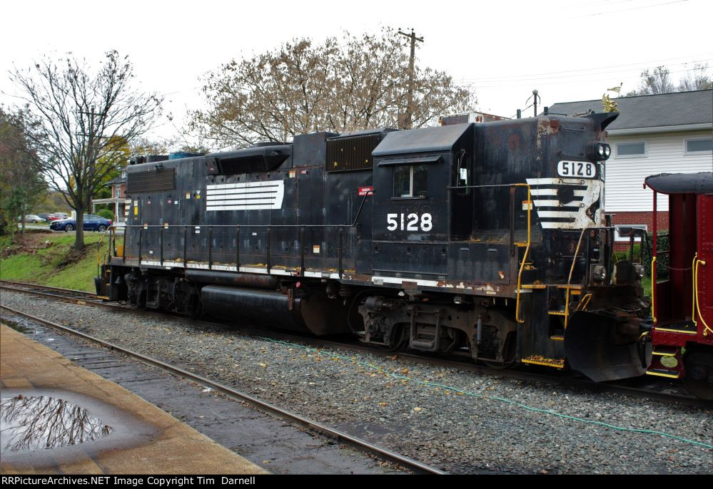 EBGR 5128